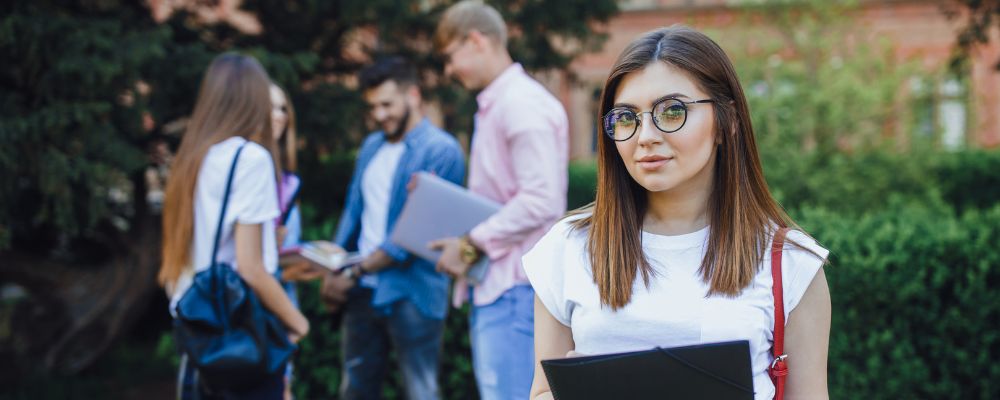 Becas FP | Ayudas para Grado Medio y Grado Superior 1 Becas FP 2